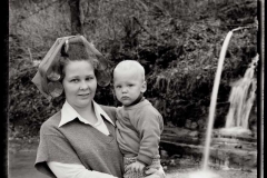 Family-at-a-Spring-Buttermilk-Falls-Brandenburg-Meade-County-1976-BB