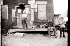 Postmaster-Son-and-Grandsons-Saul-Perry-County-1977-TW