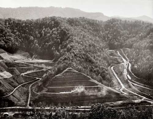 1.Black-Mountain-US-119-Highway-Construction0DHarlan-County-1977.-Kentucky-Documentary-Photographic-Project-I.-0DTed-Wathen-0D-3